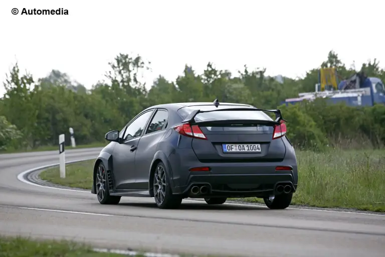 Honda Civic Type-R 2015 - Foto spia 15-05-2014 - 7