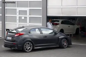 Honda Civic Type-R 2015 - Foto spia 15-05-2014 - 8