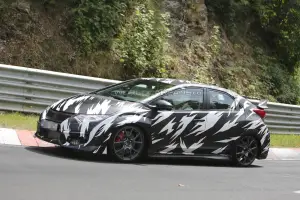 Honda Civic Type R 2015 nuove foto spia - 4