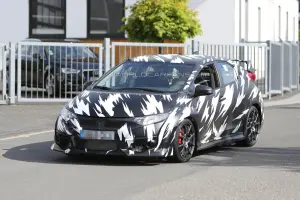Honda Civic Type R 2015 nuove foto spia - 5