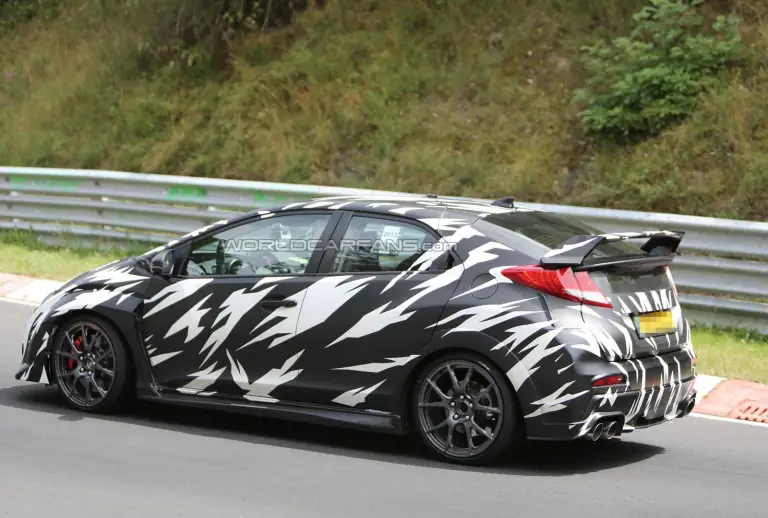 Honda Civic Type R 2015 nuove foto spia - 6
