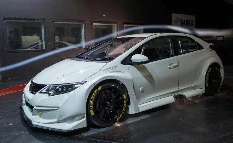 Honda Civic Type R BTCC 2015 - 1