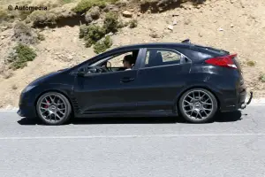 Honda Civic Type R - foto spia (agosto 2014)