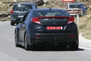 Honda Civic Type R - foto spia (agosto 2014)