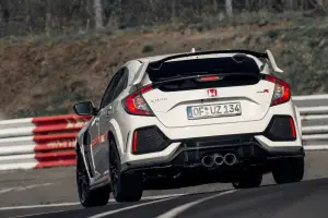 Honda Civic Type R MY 2017 - Record al Nurburgring - 15