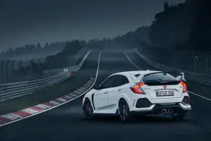 Honda Civic Type R MY 2017 - Record al Nurburgring - 19