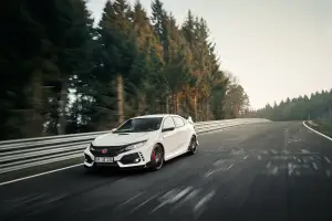 Honda Civic Type R MY 2017 - Record al Nurburgring