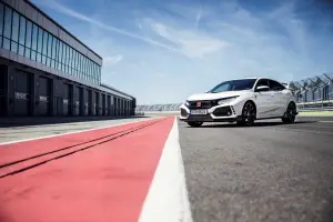 Honda Civic Type R MY 2018 - 28