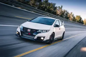 Honda Civic Type R Nurburgring - 2