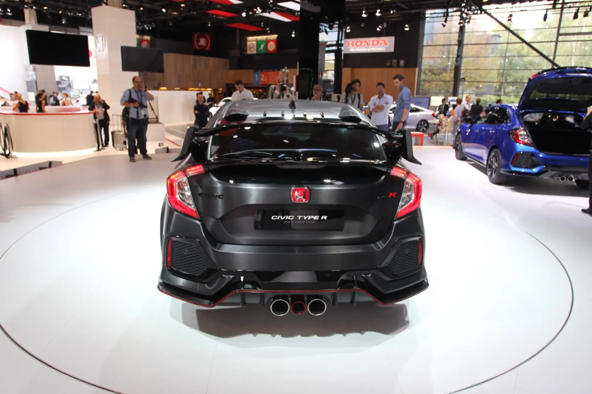 Honda Civic Type R Prototype - Salone di Parigi 2016 - 7