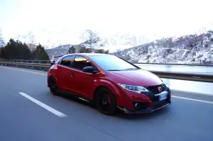 Honda Civic Type R - Prova su Strada 2017 - 5