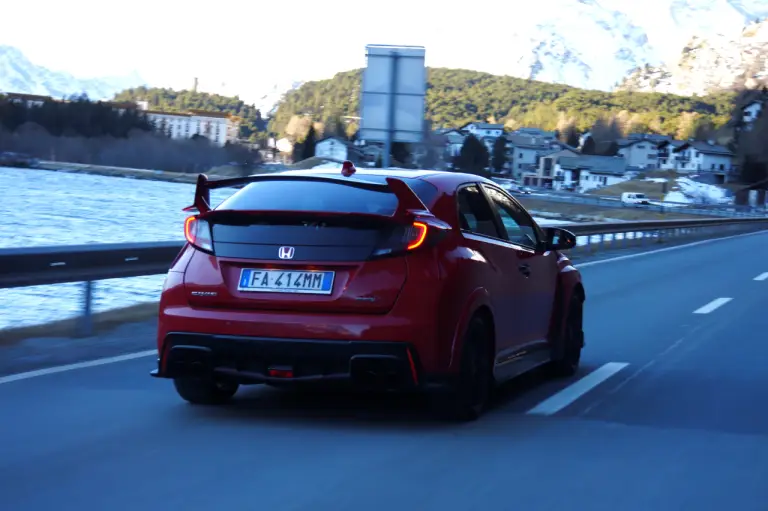 Honda Civic Type R - Prova su Strada 2017 - 11