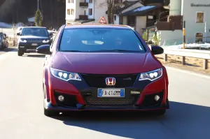 Honda Civic Type R - Prova su Strada 2017