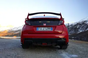 Honda Civic Type R - Prova su Strada 2017 - 77