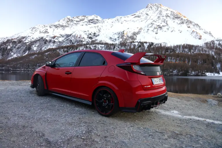 Honda Civic Type R - Prova su Strada 2017 - 79