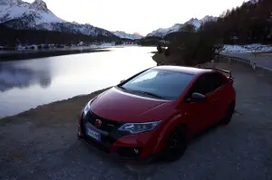 Honda Civic Type R - Prova su Strada 2017