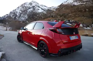 Honda Civic Type R - Prova su Strada 2017 - 113