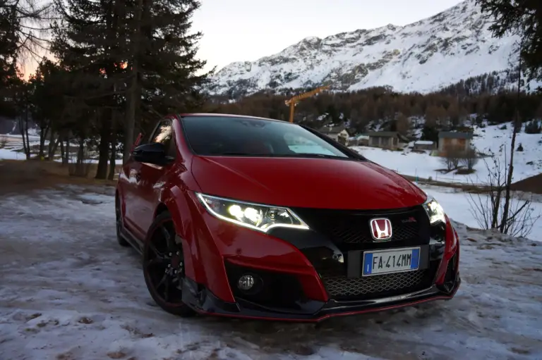 Honda Civic Type R - Prova su Strada 2017 - 125