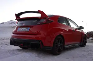 Honda Civic Type R - Prova su Strada 2017 - 135