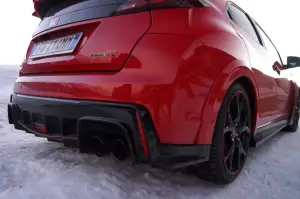 Honda Civic Type R - Prova su Strada 2017