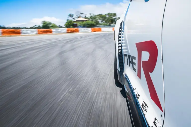 Honda Civic Type R - Record in pista - 4