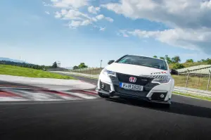 Honda Civic Type R - Record in pista