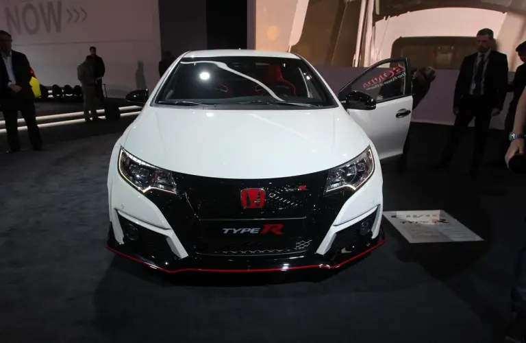 Honda Civic Type R - Salone di Ginevra 2015 - 9