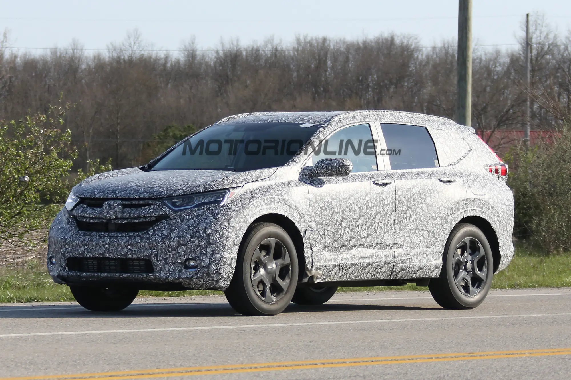 Honda CR-V MY 2018 - Foto spia 27-04-2016 - 3