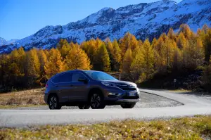 Honda CR-V Prova su strada 2015