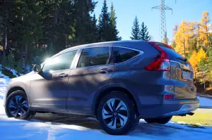 Honda CR-V Prova su strada 2015