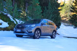 Honda CR-V Prova su strada 2015