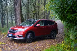 Honda CR-V Prova su strada 2015