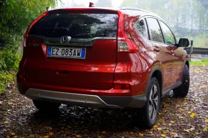 Honda CR-V Prova su strada 2015