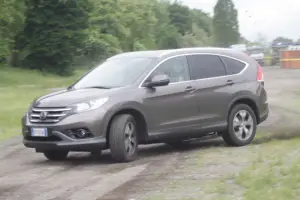Honda CR-V: prova su strada