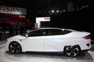Honda FCV - Salone di Detroit 2015 - 5