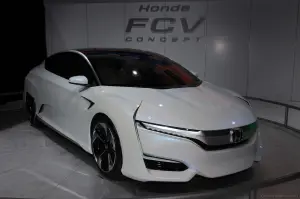 Honda FCV - Salone di Detroit 2015