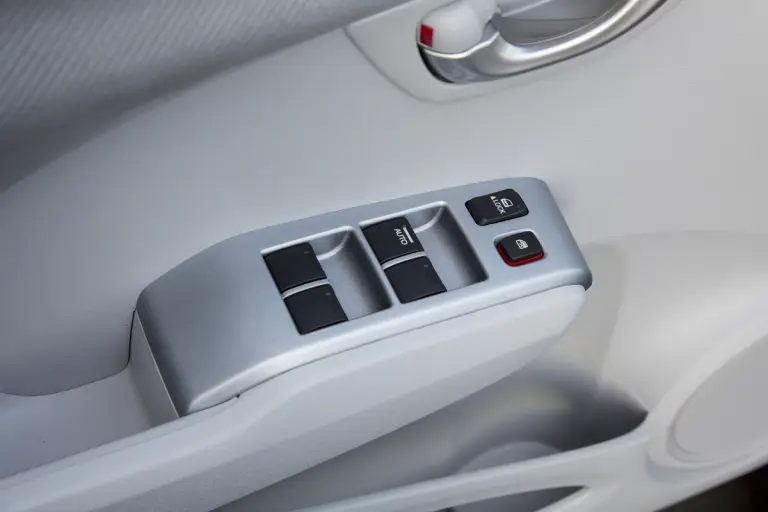 Honda Fit EV 2013 - 15