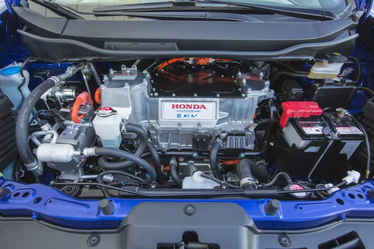 Honda Fit EV 2013 - 17