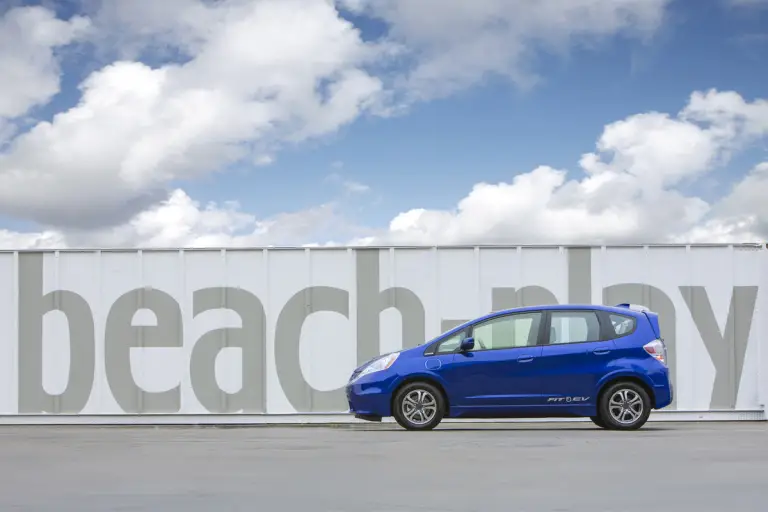 Honda Fit EV 2013 - 28