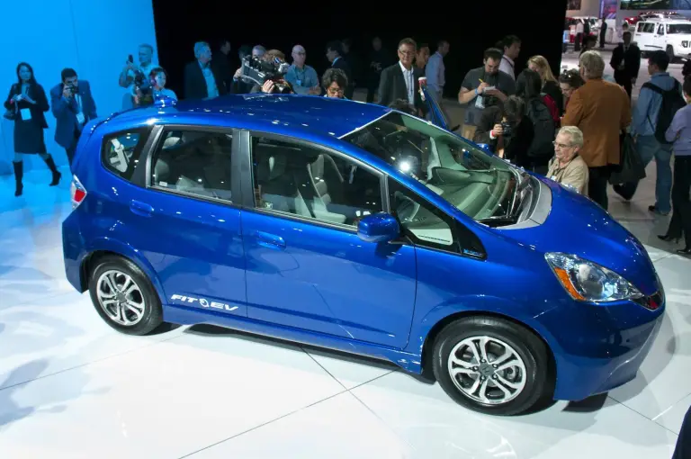 Honda Fit EV - Los Angeles 2011 - 3