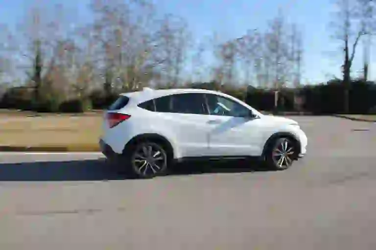 Honda HR-V 1-6 i-DTEC: prova su strada - 39