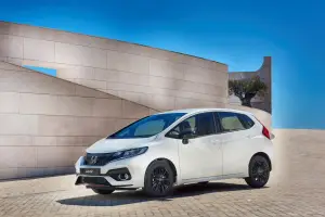 Honda Jazz Dynamic Version  - 5