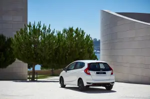 Honda Jazz Dynamic Version  - 12