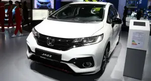 Honda Jazz Dynamic Version  - 13
