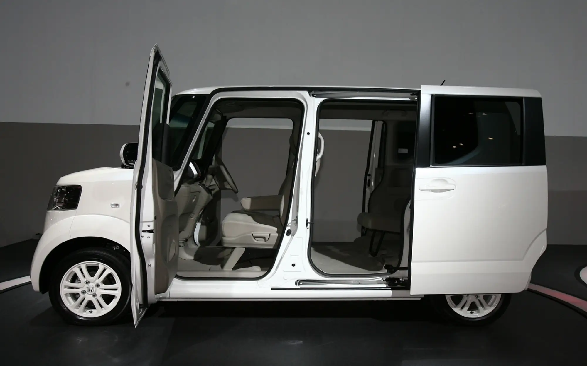 Honda N Concept - Salone di Tokyo 2011 - 5