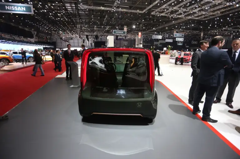 Honda NeuV - Salone di Ginevra 2018 - 4