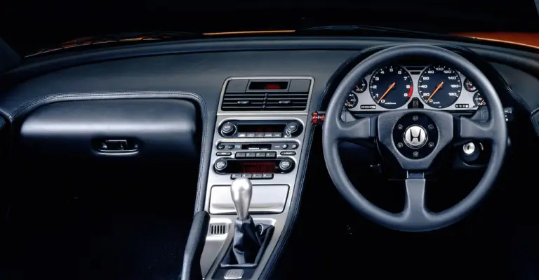 Honda NSX la supercar compie 30 anni - 5