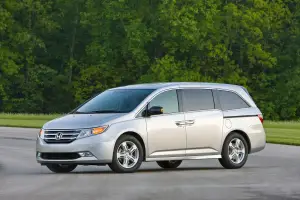 Honda Odyssey 2010 - 3