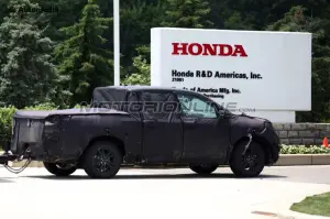 Honda Ridgeline - Foto spia 05-08-2015