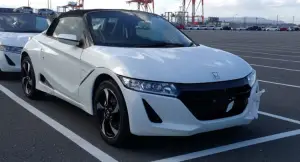 Honda S660 Roadster foto spia senza veli